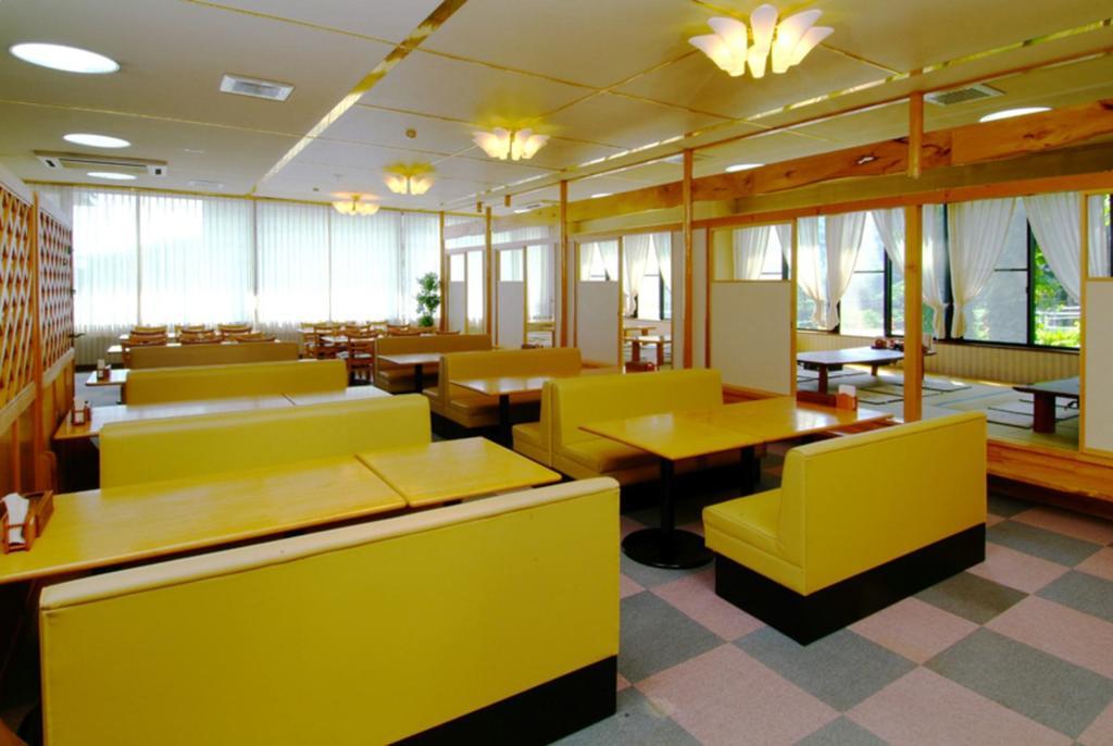 Ishiuchi Yungparunas Hotel Minamiuonuma Kültér fotó