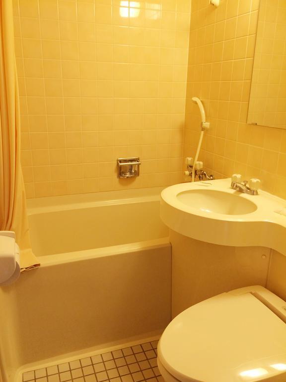 Ishiuchi Yungparunas Hotel Minamiuonuma Kültér fotó